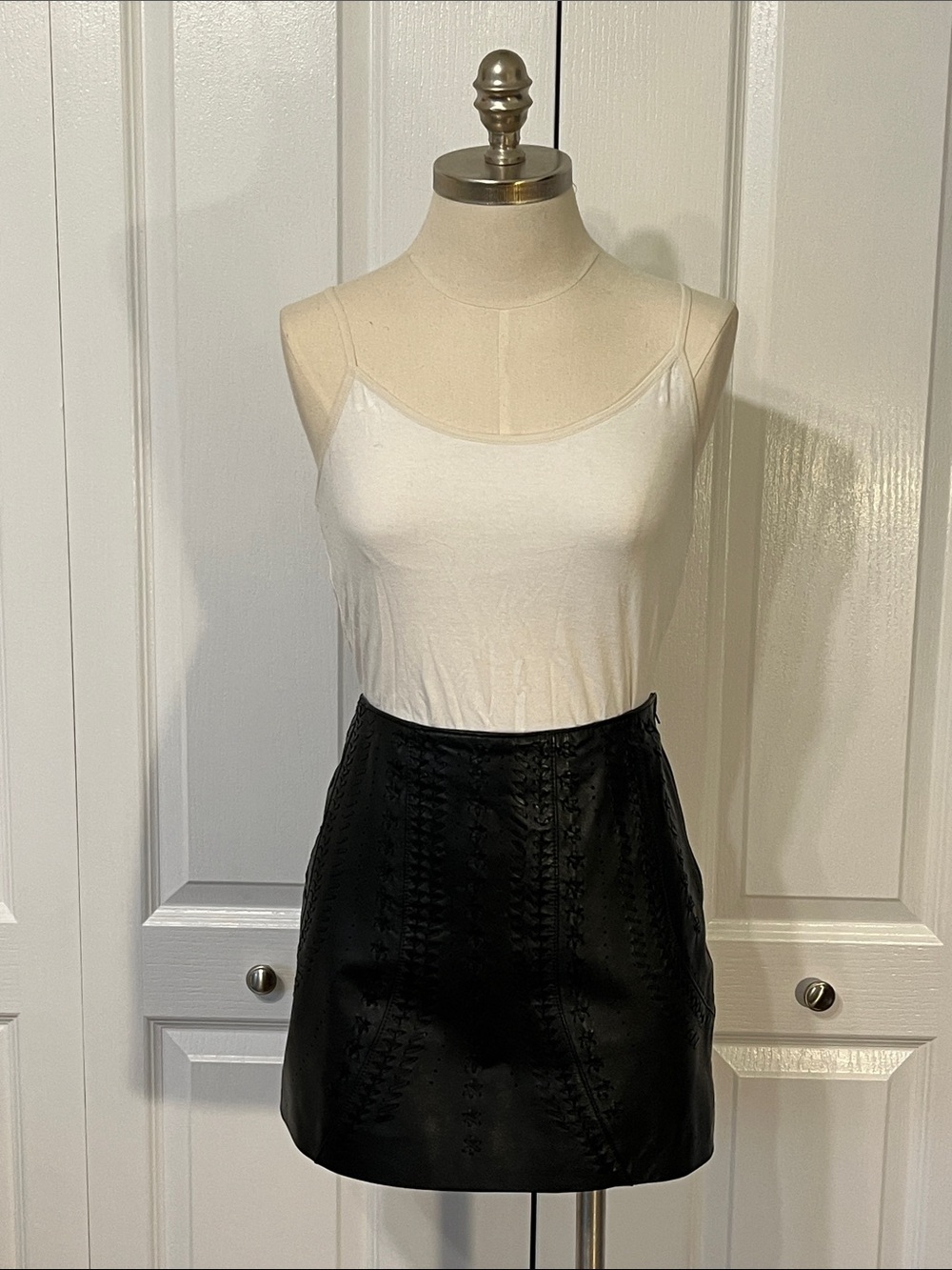 Danier black leather skirt